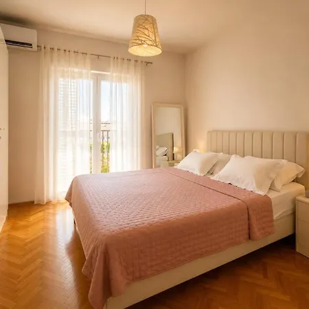 Milka 2bedroom Near Beach, Makarska