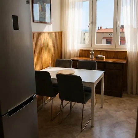 Milka 2bedroom Near Beach, Daire *
